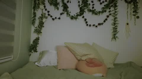 Snapshot of emilyalexa chatting on 24, 5, 2026 Emily Alexa online show from 24, 5, 2026