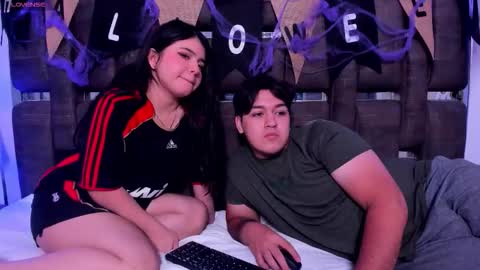 Amily  Andrew online show from 30, 10, 2025