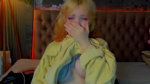 Baby Emelli online show from 4, 2, 2026