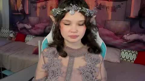 Emilyhaves online show from 30, 10, 2025