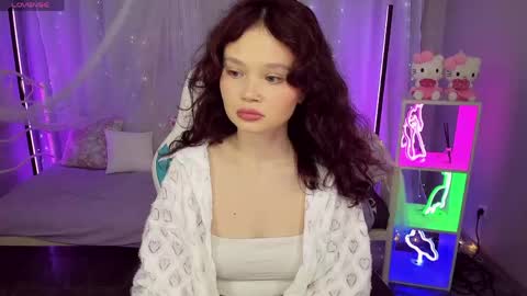 Snapshot of emilychaves chatting on 25, 5, 2026 Emilyhaves online show from 25, 5, 2026