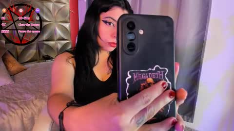 Snapshot of emilydarkwood chatting on 5, 10, 2025 Emily online show from 5, 10, 2025