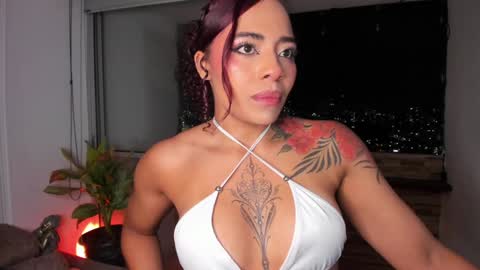 Snapshot of emilyfitness8 chatting on 7, 2, 2025 emily online show from 7, 2, 2025