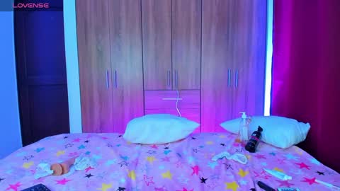 Emily online show from 14, 12, 2024