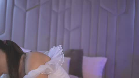 Emily online show from 6, 1, 2025