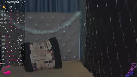 EmilyKents online show from 25, 12, 2024