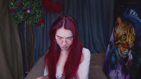 EmilyKents online show from 15, 12, 2025