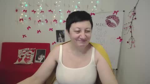 Snapshot of emilyl0vee chatting on 17, 2, 2026 Emily online show from 17, 2, 2026