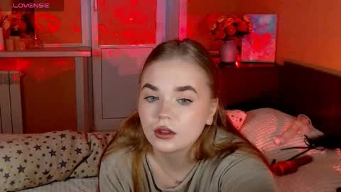 Emily  Emi online show from 9, 11, 2025