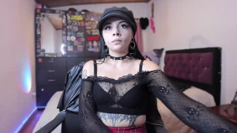  Emily Support me to have 100 likes plx online show from 3, 12, 2024