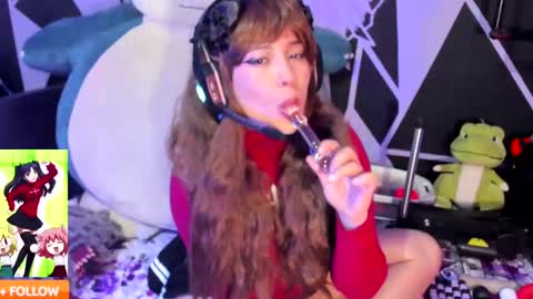 emilythemachine online show from 19, 2, 2025