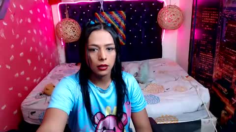 Snapshot of emilytssweet chatting on 13, 1, 2025 Emily online show from 13, 1, 2025
