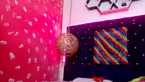Snapshot of emilytssweet chatting on 19, 2, 2025 Emily online show from 19, 2, 2025