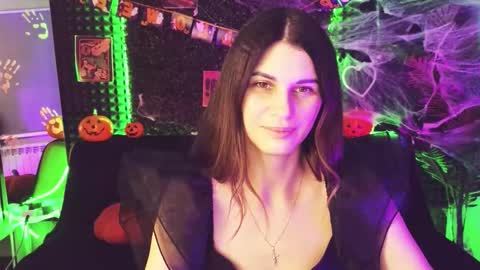 Emily online show from 19, 10, 2025