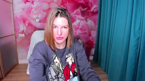 EmilyWalkers online show from 3, 2, 2025