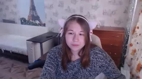 Snapshot of emilyway chatting on 3, 2, 2025 emilyway online show from 3, 2, 2025
