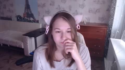 Snapshot of emilyway chatting on 4, 2, 2025 emilyway online show from 4, 2, 2025