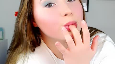 Emily online show from 11, 12, 2024