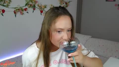 Emily online show from 16, 4, 2026