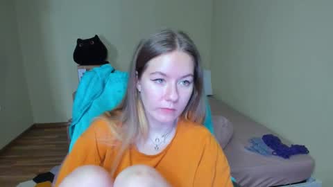 Snapshot of emilyy____ chatting on 22, 2, 2025 Emily online show from 22, 2, 2025