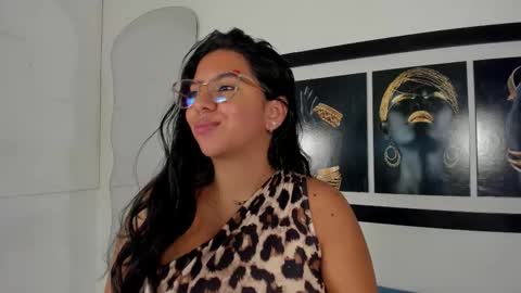 Snapshot of emilyy_cooperr chatting on 15, 1, 2026 emilyy_cooperr online show from 15, 1, 2026