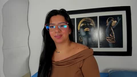 Snapshot of emilyy_cooperr chatting on 16, 1, 2026 emilyy_cooperr online show from 16, 1, 2026