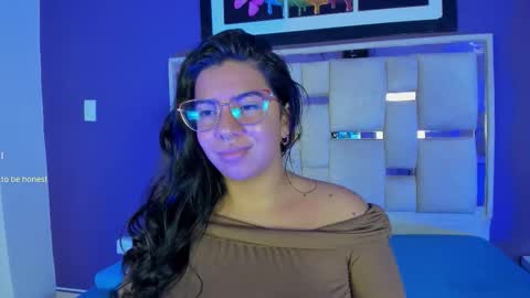 Snapshot of emilyy_cooperr chatting on 24, 2, 2026 emilyy_cooperr online show from 24, 2, 2026