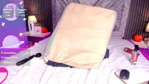 Emily online show from 12, 1, 2025