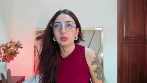 Emilyy Watson online show from 24, 2, 2025