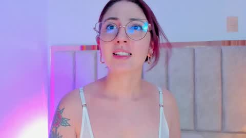 Emilyy Watson online show from 10, 9, 2025