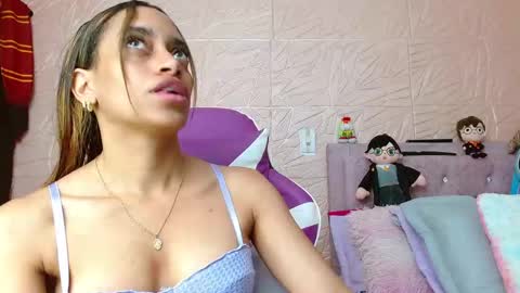 Snapshot of emilyzans07 chatting on 26, 9, 2025 emilyzans07 online show from 26, 9, 2025