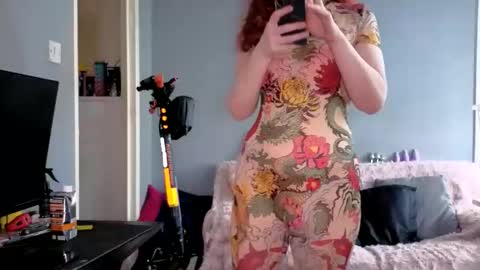 Snapshot of emliyjamesmjb chatting on 9, 10, 2025 emliyjamesmjb online show from 9, 10, 2025