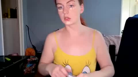 Snapshot of emliyjamesmjb chatting on 9, 11, 2025 emliyjamesmjb online show from 9, 11, 2025