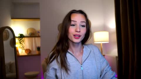 Snapshot of emma__cutiee chatting on 28, 12, 2024 Your Emma online show from 28, 12, 2024