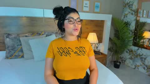 Snapshot of emma_bakker_ chatting on 24, 2, 2025 Emma online show from 24, 2, 2025