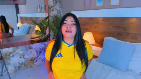 Snapshot of emma_bakker_ chatting on 7, 7, 2026 Emma online show from 7, 7, 2026