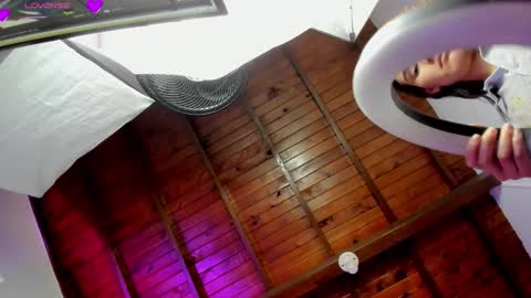 Snapshot of emma_becket01 chatting on 3, 3, 2026 emmabecket online show from 3, 3, 2026