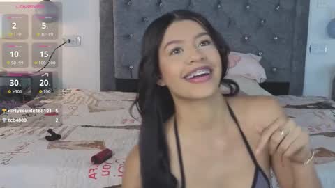 Snapshot of emma_blake__ chatting on 4, 11, 2025 Emma online show from 4, 11, 2025