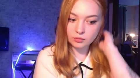 Snapshot of emma_blush69 chatting on 6, 6, 2026 Emma and July online show from 6, 6, 2026