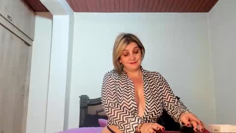 Snapshot of emma_brown777 chatting on 16, 2, 2025 ALBA online show from 16, 2, 2025