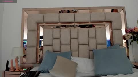 Snapshot of emma_castilloo chatting on 3, 11, 2025 Emma Castillo online show from 3, 11, 2025