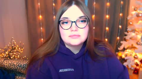 Snapshot of emma_dorn chatting on 13, 12, 2024 Eva online show from 13, 12, 2024