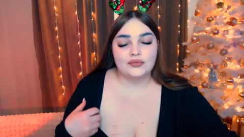Snapshot of emma_dorn chatting on 25, 12, 2024 Eva online show from 25, 12, 2024