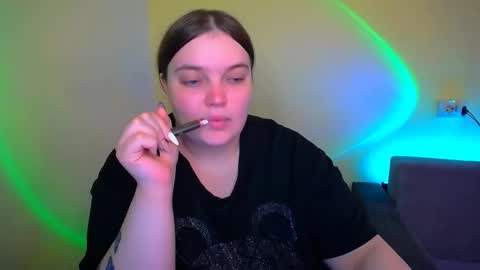 Snapshot of emma_dorn chatting on 10, 9, 2025 Eva online show from 10, 9, 2025