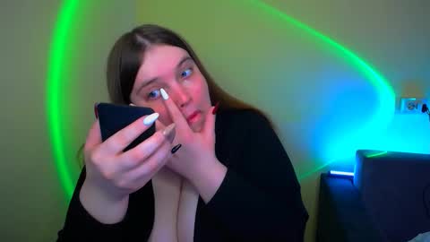 Snapshot of emma_dorn chatting on 14, 9, 2025 Eva online show from 14, 9, 2025