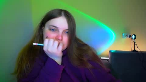 Snapshot of emma_dorn chatting on 29, 9, 2025 Eva online show from 29, 9, 2025