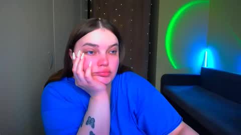 Snapshot of emma_dorn chatting on 12, 10, 2025 Eva online show from 12, 10, 2025