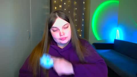 Snapshot of emma_dorn chatting on 14, 10, 2025 Eva online show from 14, 10, 2025