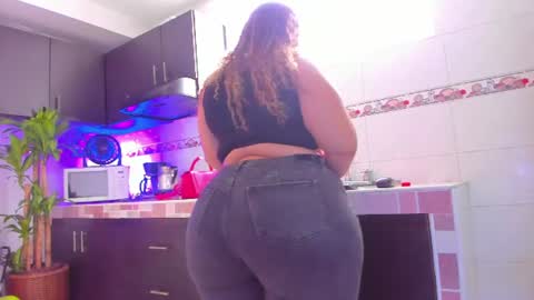 Snapshot of emma_eva1 chatting on 19, 7, 2026 Emma online show from 19, 7, 2026
