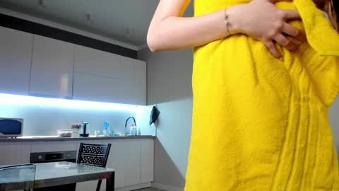 Emma online show from 22, 12, 2024